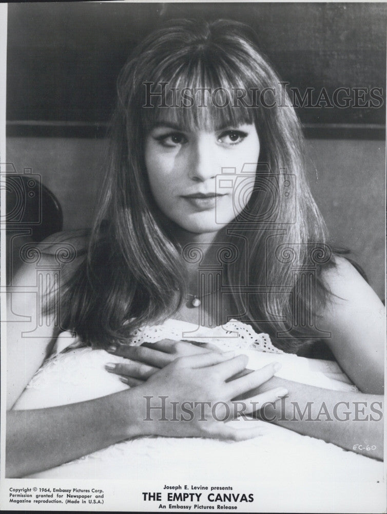 1964 Press Photo Actress Catherine Spaak Starring in Movie The Empty Canvas - Historic Images