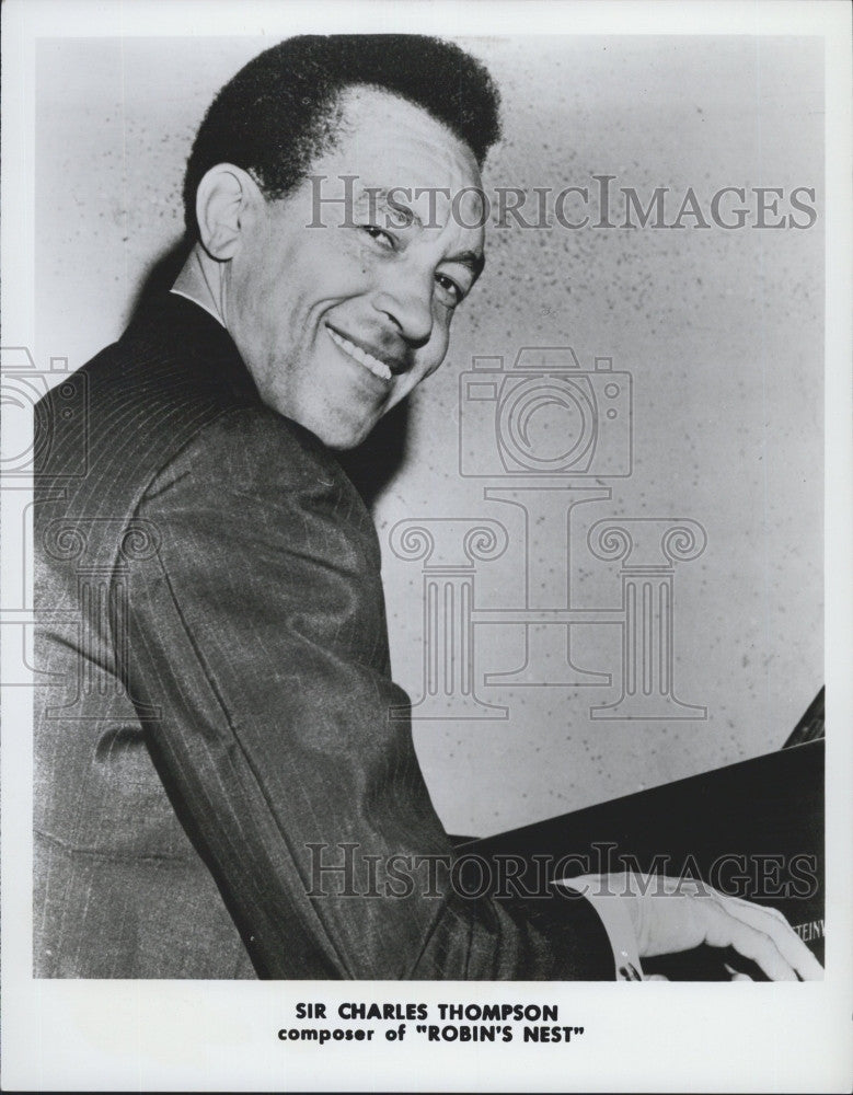 1977 Press Photo Composer Sir Charles Thompson &quot;Robin&#39;s Nest&quot; - Historic Images