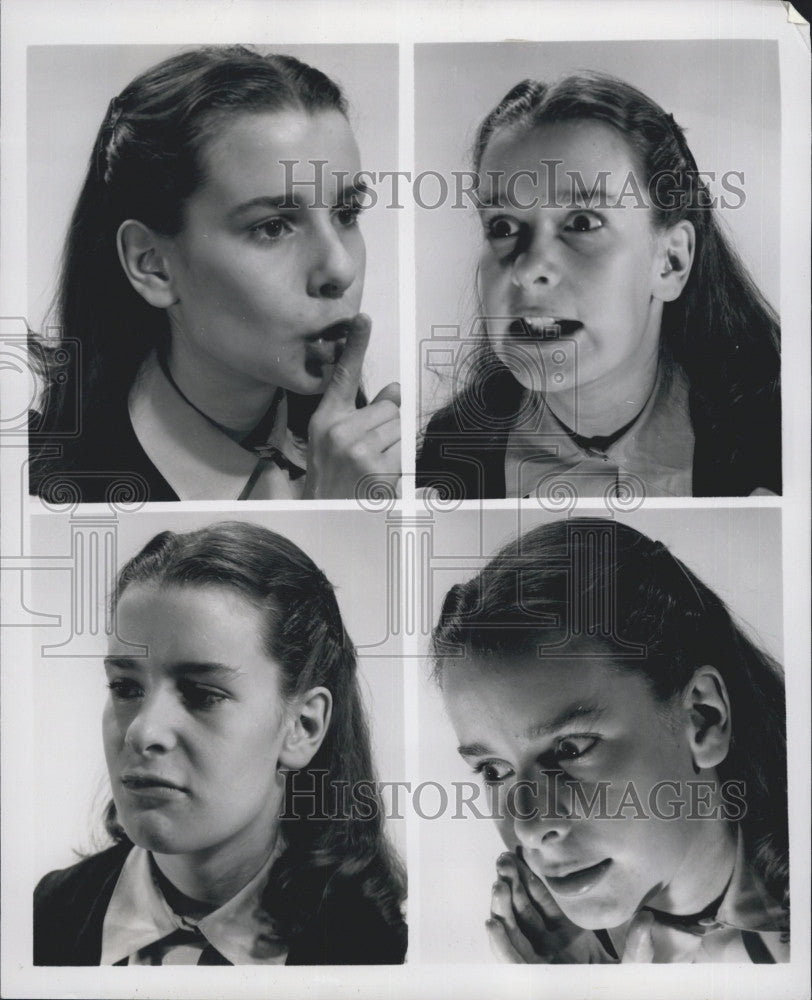 1953 Press Photo Iris Mann in &quot; The Children&#39;s Hour&quot; Broadway show&quot;. - Historic Images