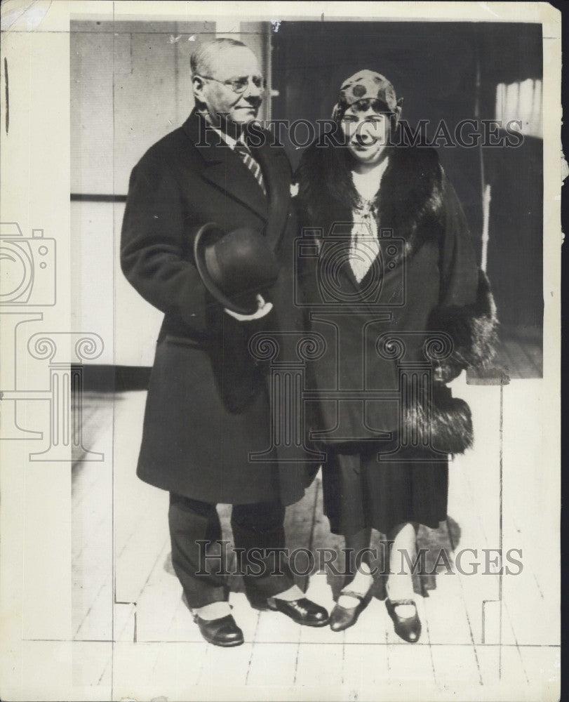 1930 Press Photo Former Mayor Malcolm E. Nichols of Boston with his wife. - Historic Images