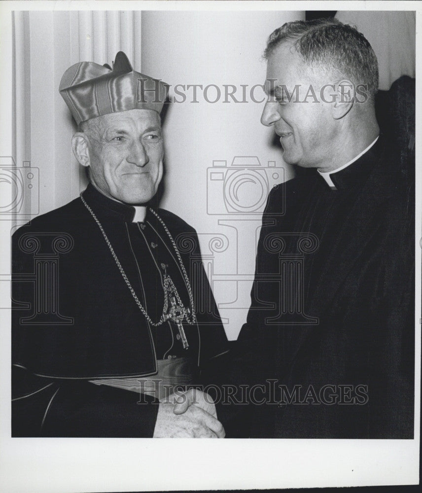 1959 Press Photo Cardinal Cushing and Archimandrite D. Nicholas. - Historic Images