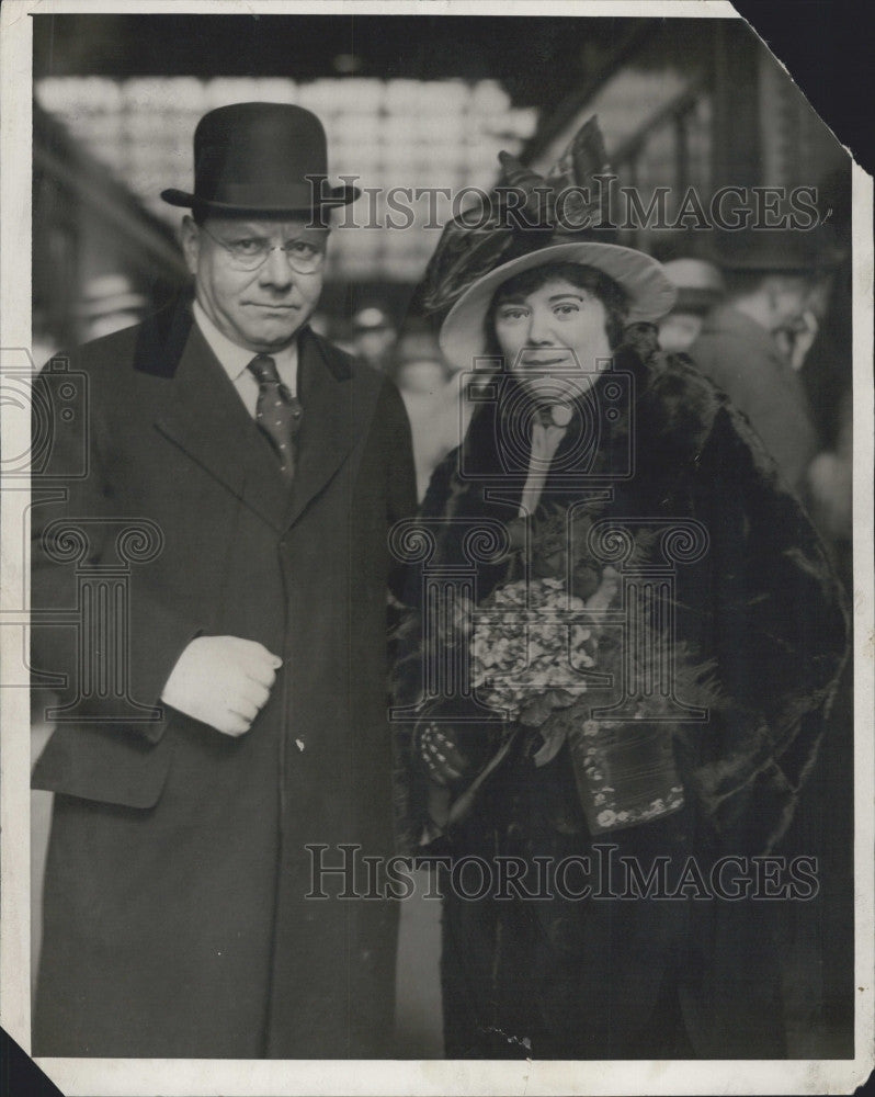 1928 Press Photo Former Mayor Malcolm E. Nichols of Boston with his wife. - Historic Images