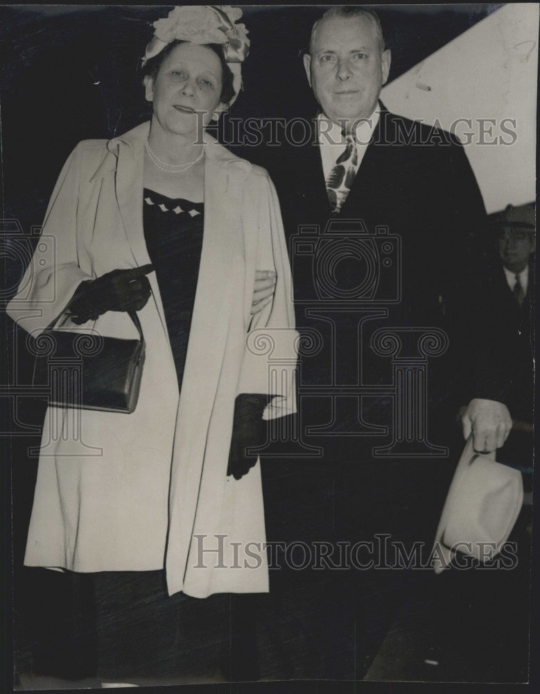 1948 Press Photo Postmaster General Jesse M. Donaldson and his wife - Historic Images