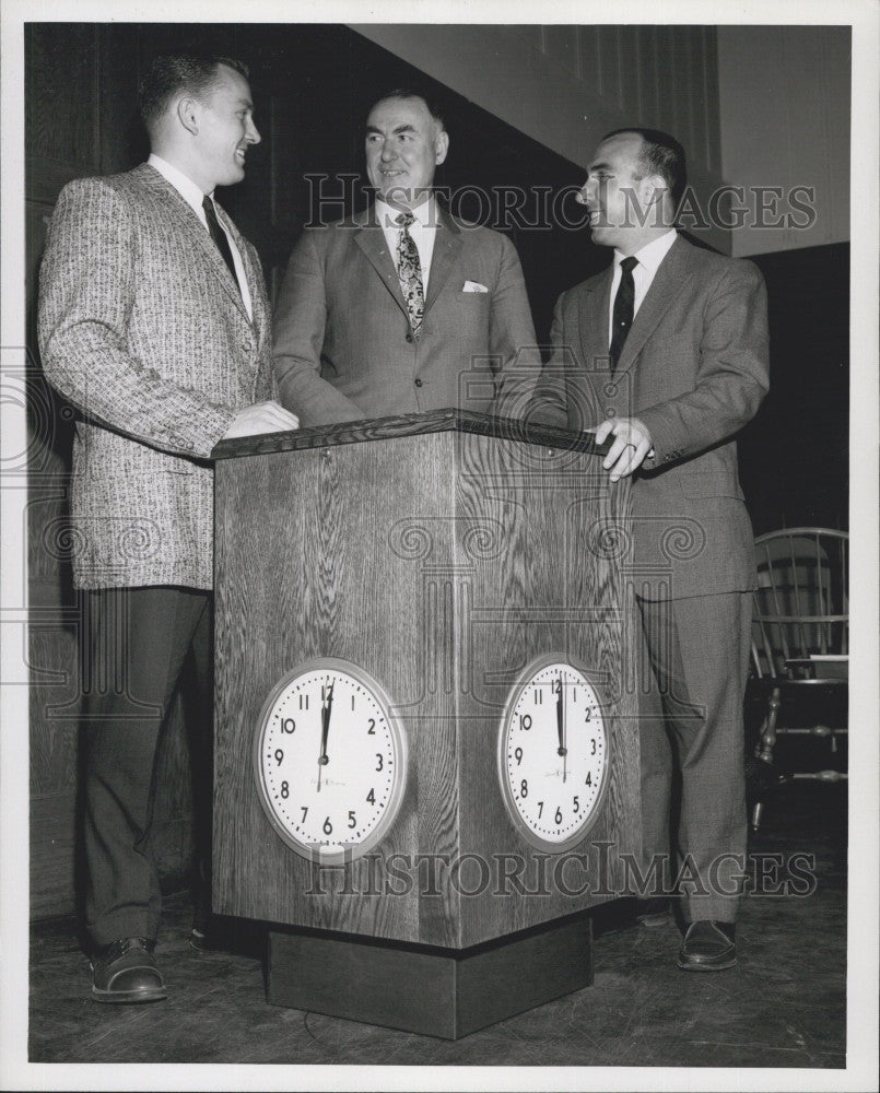 1960 Press Photo Paul Donahue, Richard Bow, H. Russell Beatty - Historic Images