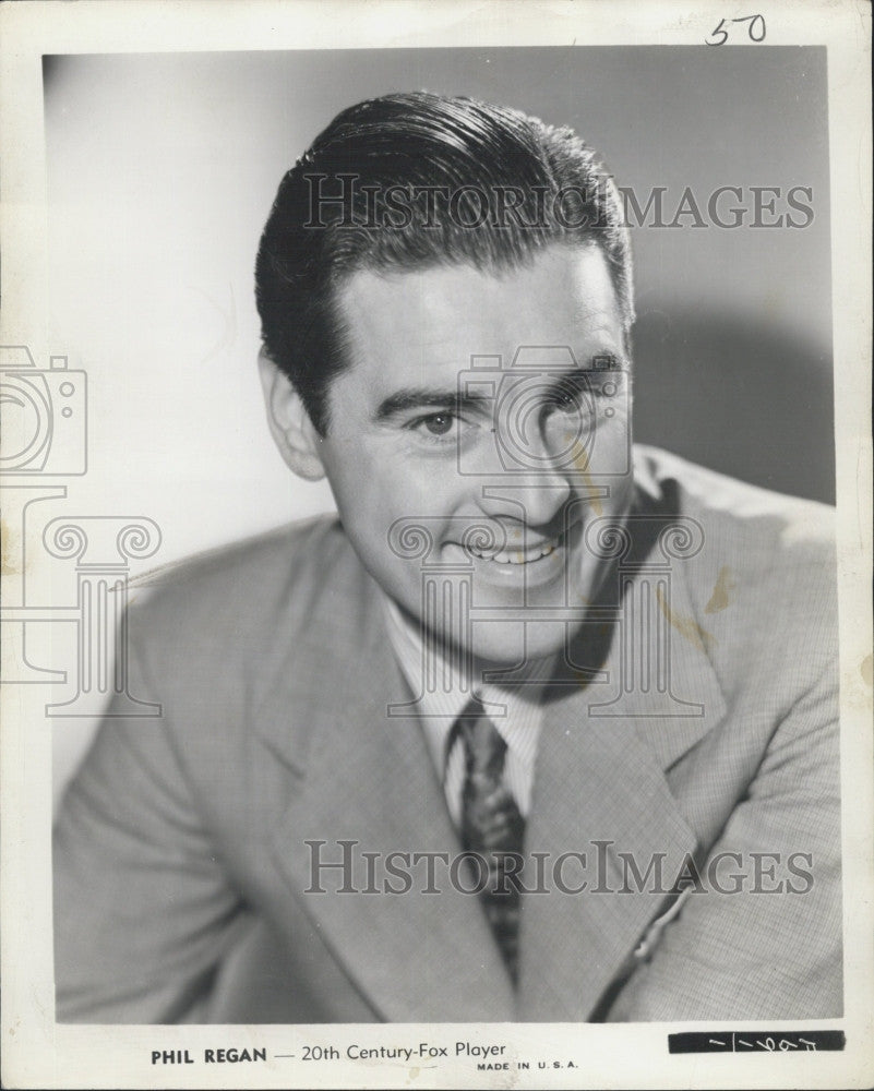 1947 Press Photo Singer Phil Regan - Historic Images