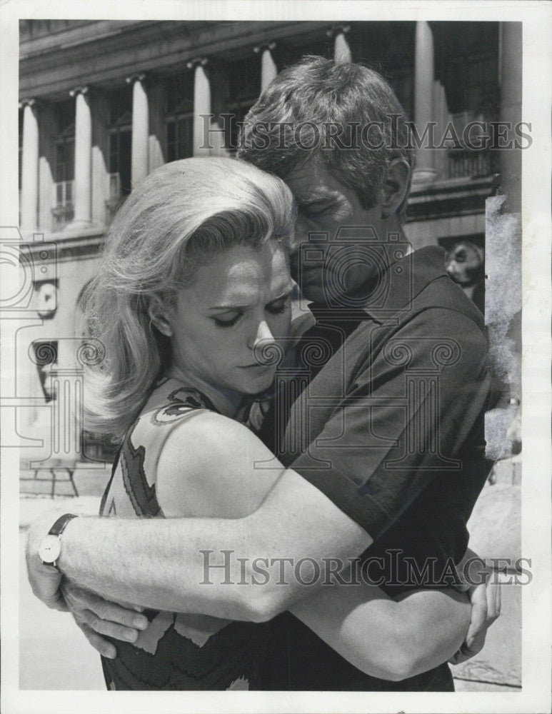 1974 Press Photo Lee Remick &amp; James Coburn Star in &quot;Hard Contract&quot; on ABC - Historic Images