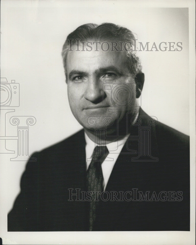 1952 Press Photo Louis Varrichione, Campaign dir of Mass Ind comm for Pres - Historic Images