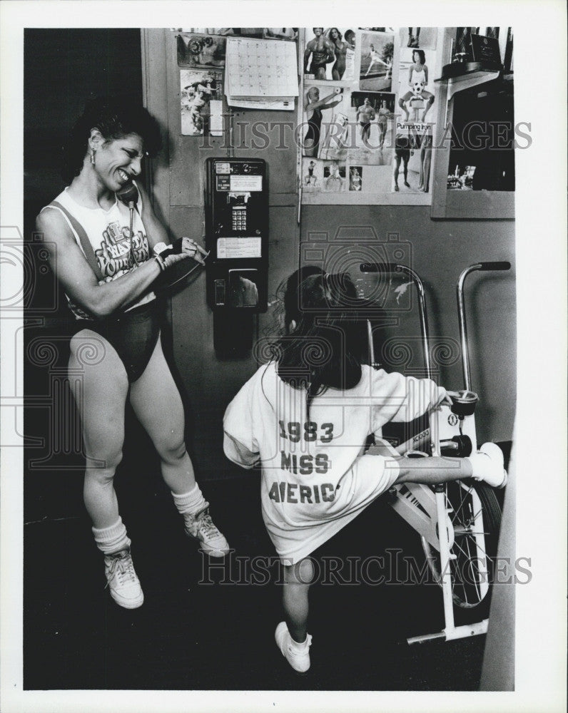 1984 Press Photo Diane &amp; daughter Michelle, bodybuilders - Historic Images