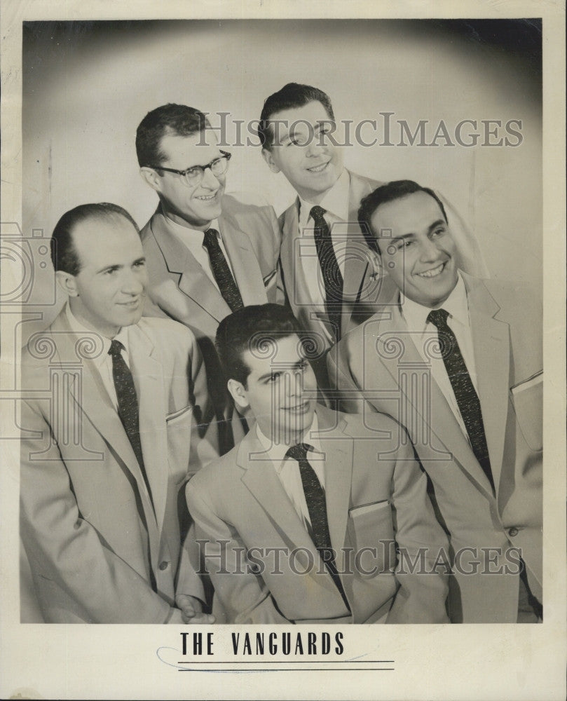 1957 Press Photo The Vanguards Singing Group - Historic Images