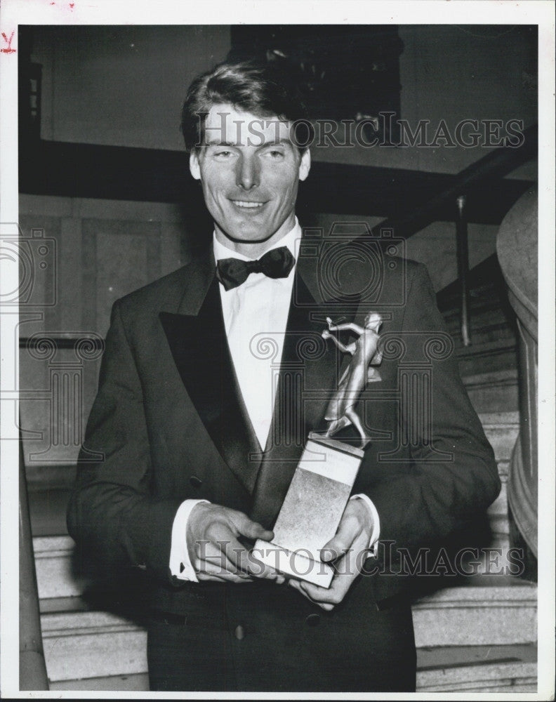 1990 Press Photo  Christopher Reeve gets a Jack Lemmon Award - Historic Images