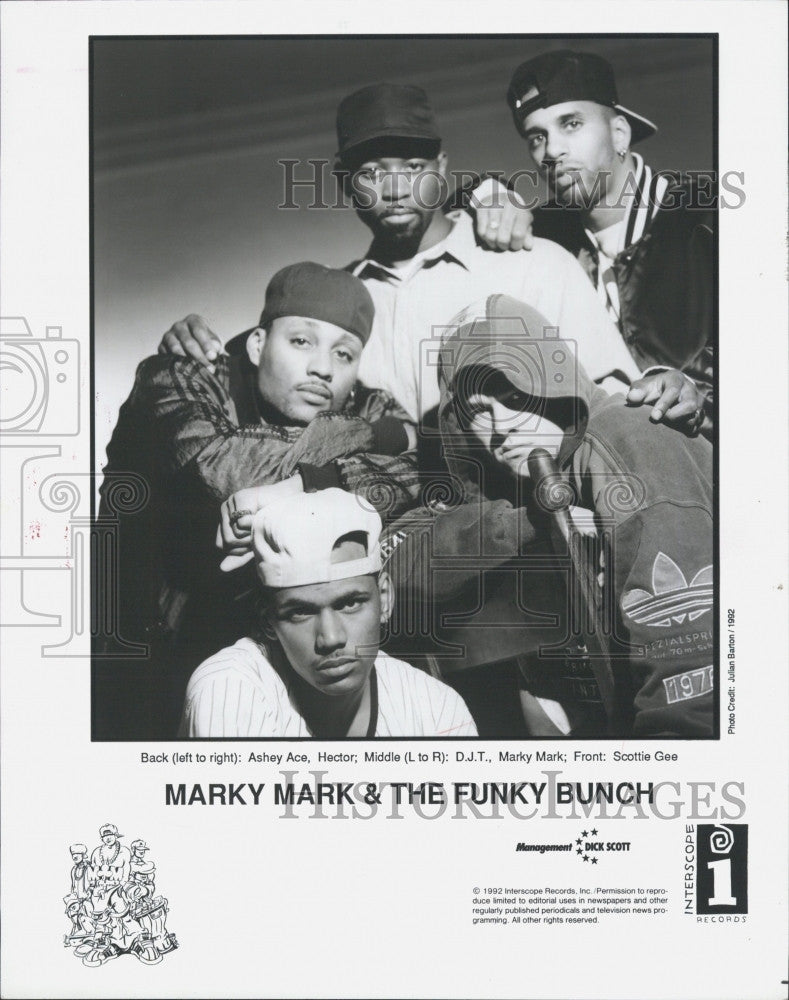 1992 Press Photo Band &quot;Marky Mark &amp; The Funky Bunch&quot; on Interscope records - Historic Images