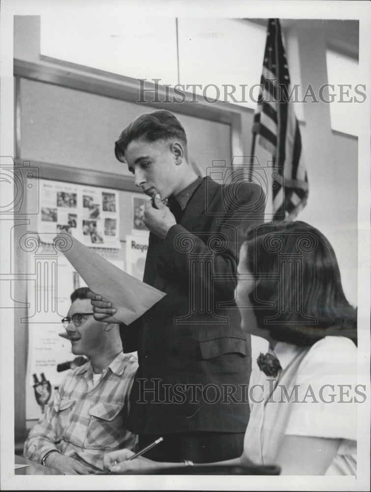 1955 Press Photo Soviet student Valery Lyskov at an American School - Historic Images