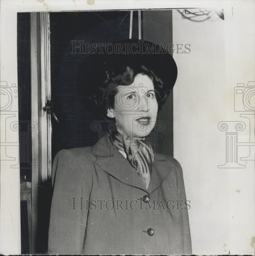 1948 Press Photo Mrs Beulah G. Walcher of Mass. - Historic Images