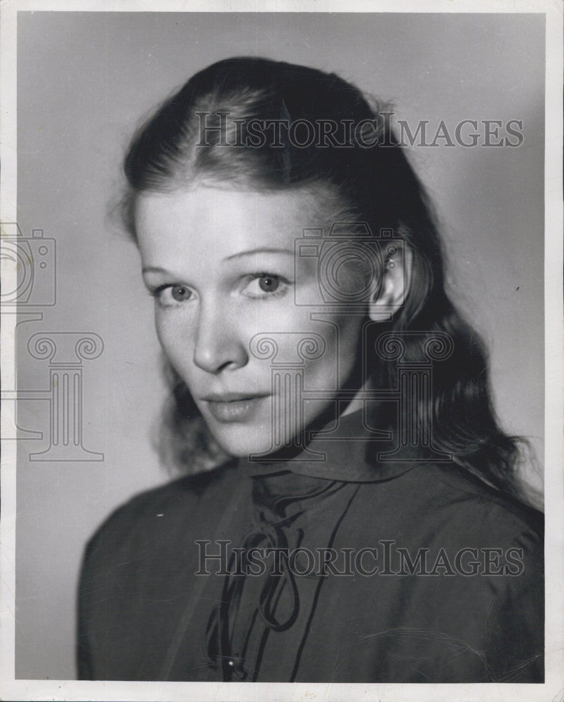 1950 Press Photo Actress Julie Haydon - Historic Images