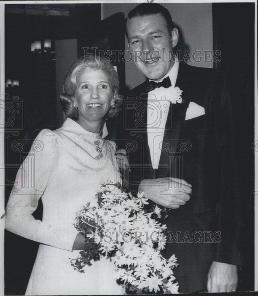 1968 Press Photo Sharman Douglas Andrew MacKenzie Hay wedding daughter to former - Historic Images