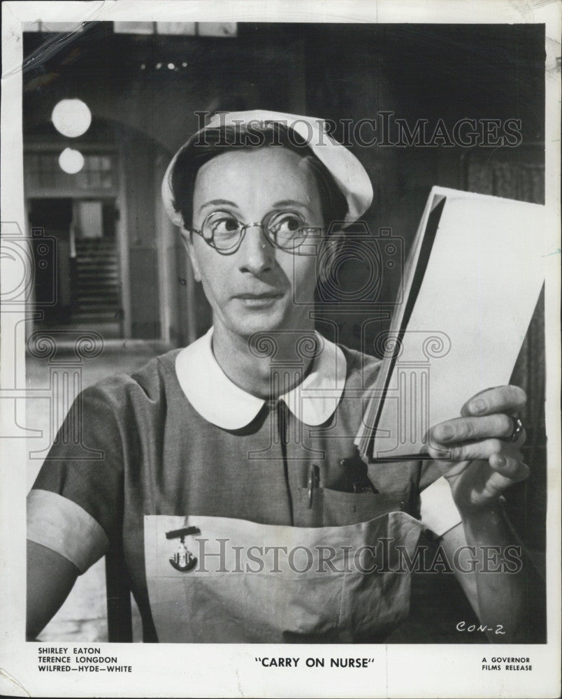 1960 Press Photo Actress Shirley Eaton Starring In Comedy Film &quot;Carry On Nurse&quot; - Historic Images