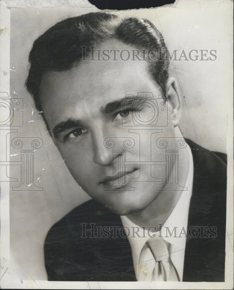 1950 Press Photo Jim Hawthorne Resident Tenor Of The Cape Cod Music Circus - Historic Images