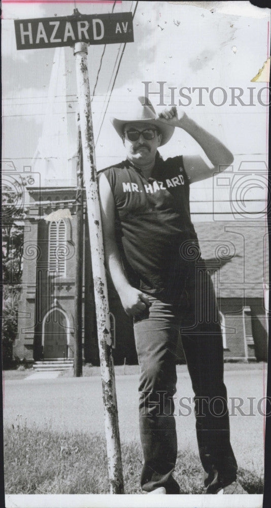 Press Photo Stand Up Comedian / Musician DJ Hazard - Historic Images