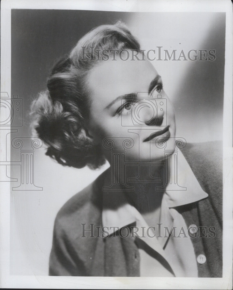 1951 Press Photo Actress June Lockhart for a role - Historic Images