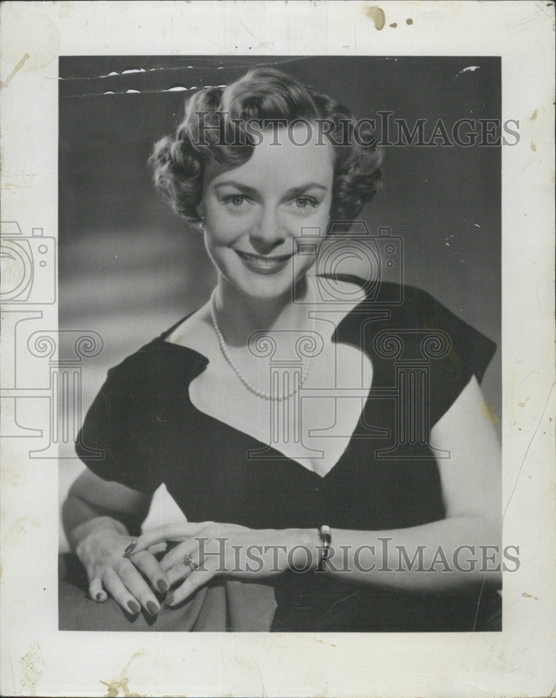 1955 Press Photo Actress June Lockhart in &quot; The Grand Prize&quot; - Historic Images