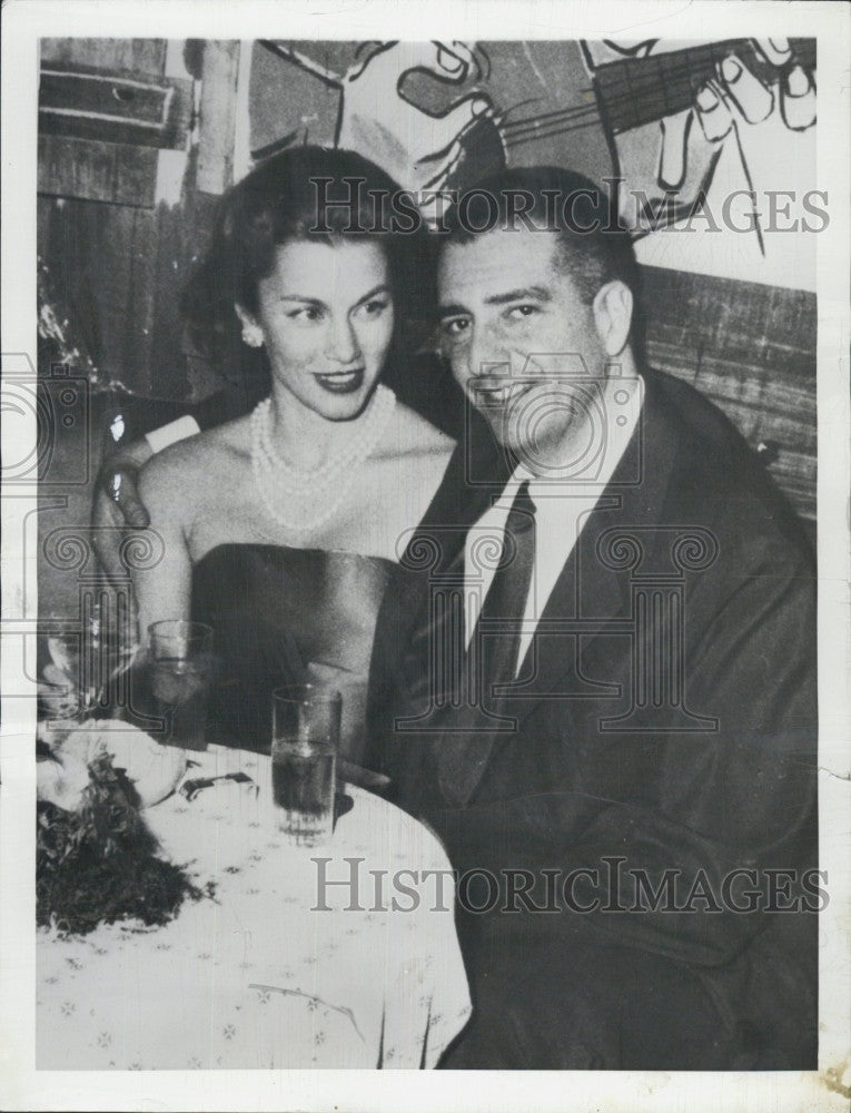 1958 Press Photo Actress Linda Christian, Husband Francisco Pignatari in Rome - Historic Images