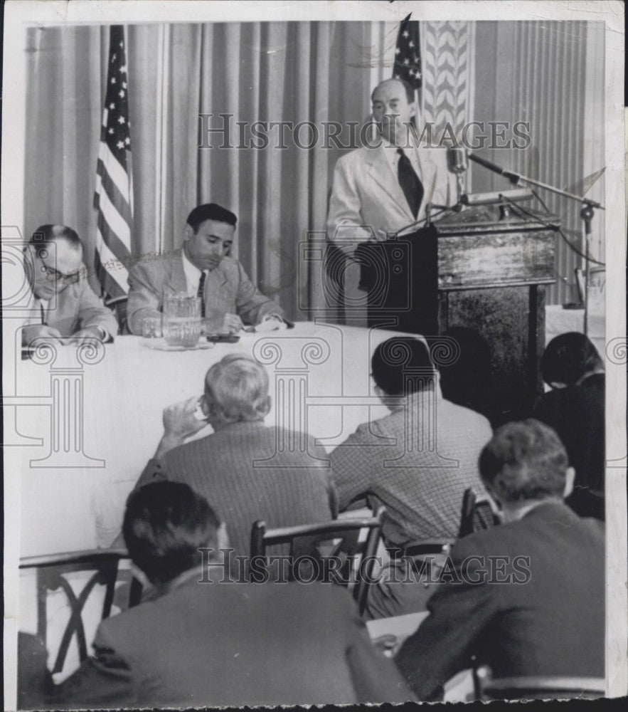 1952 Press Photo Democratic Presidential Nominee Adlai Stevenson News Conference - Historic Images