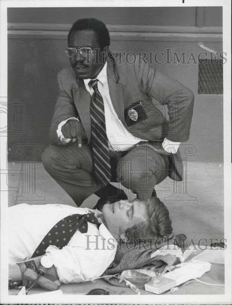 1979 Press Photo Actors James McEachin and John Elerick on NBC&#39;s Emergency - Historic Images