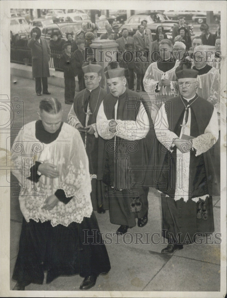 1950 Press Photo Consecration of Archbishop McEleney at Cathedral - Historic Images