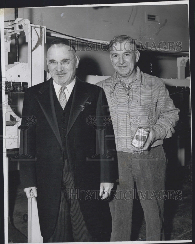 1954 Press Photo Rabbi B. L. Chayet of Boston, Russell Appling - Historic Images