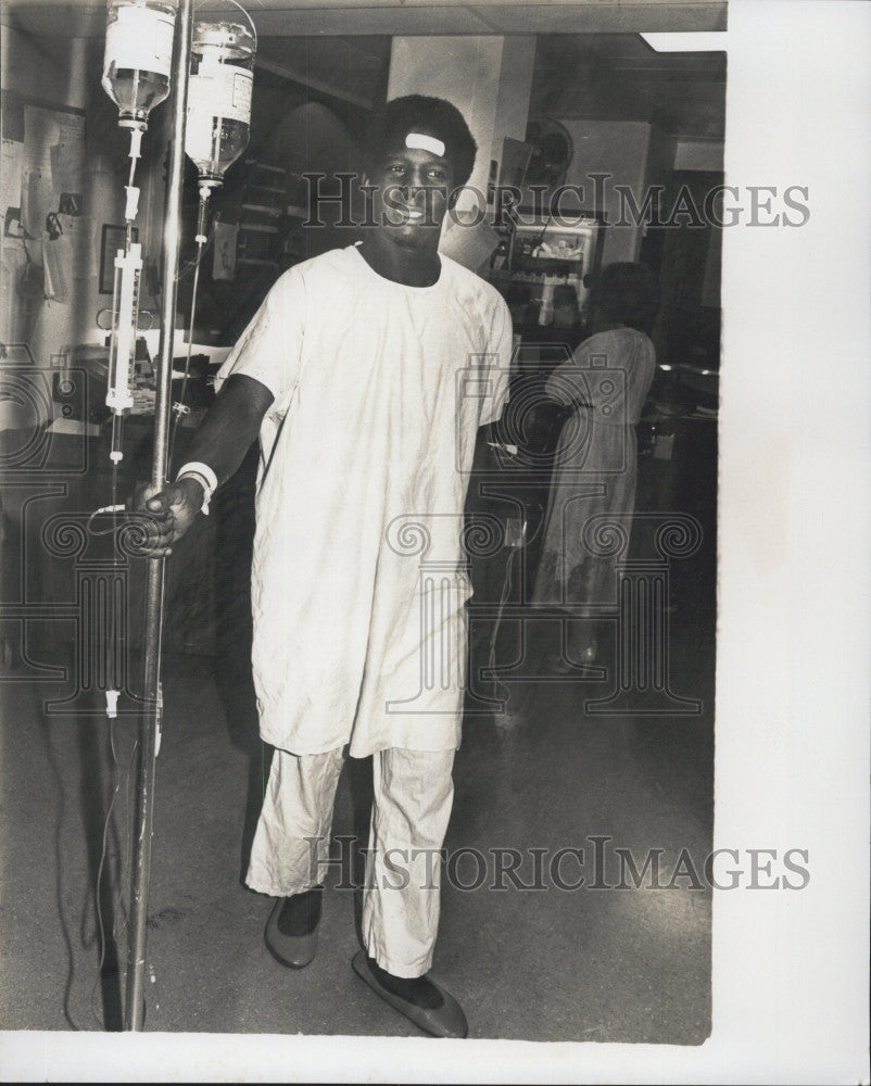 Press Photo Anthony McGhe recuperating after he was stabbed at Charlestown - Historic Images