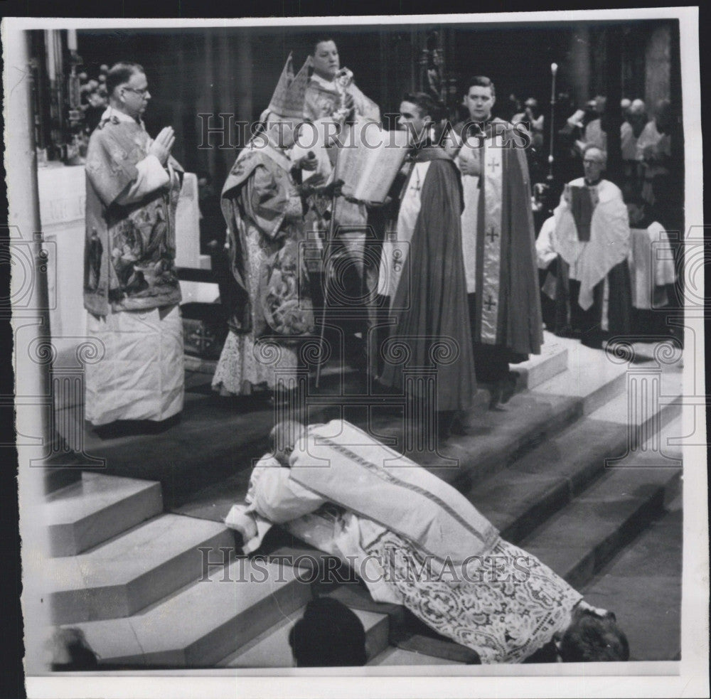 1964 Press Photo Bishop elect George H. Gullifoyle at St Patrick&#39;s Cathedral - Historic Images