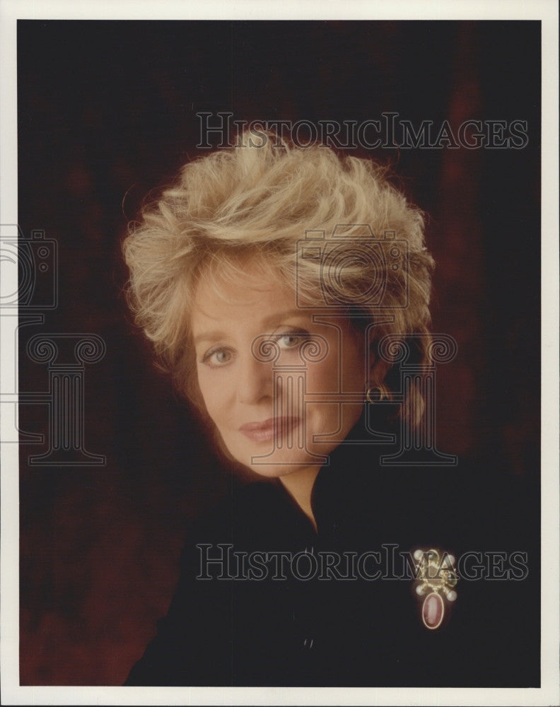 Press Photo Correspondent, Barbara Walters - Historic Images