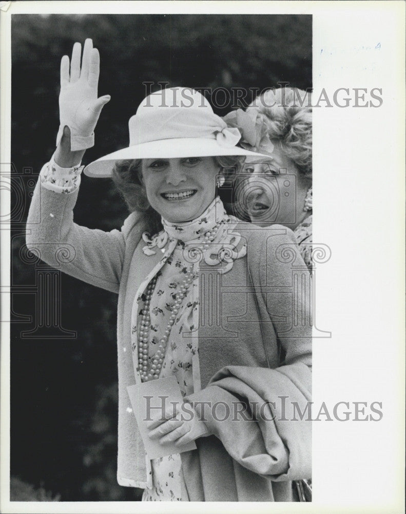1986 Press Photo Barbara Walters - Historic Images