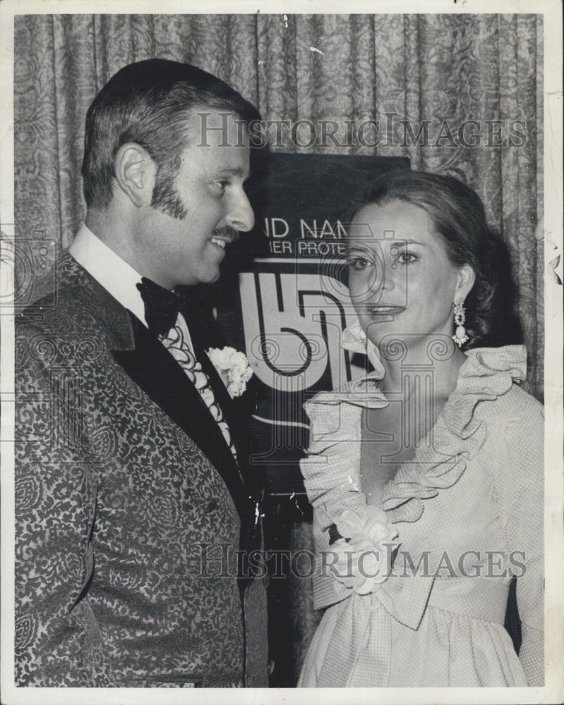 1972 Press Photo NBC Barbara Walters of &quot;Today&quot; Show &amp; Herbert Abramson - Historic Images