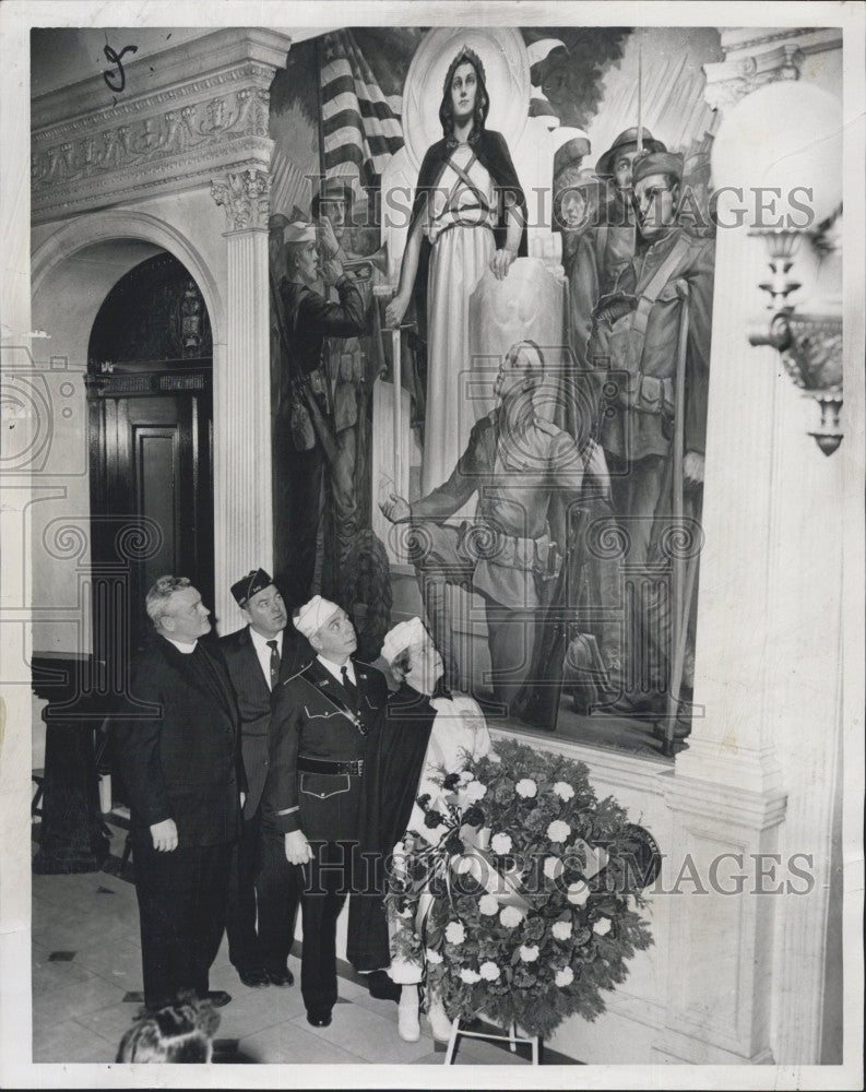 1957 Press Photo Rev. Fr. Cormac Walsh, Rep. John E. Thomson, Helen Seager - Historic Images