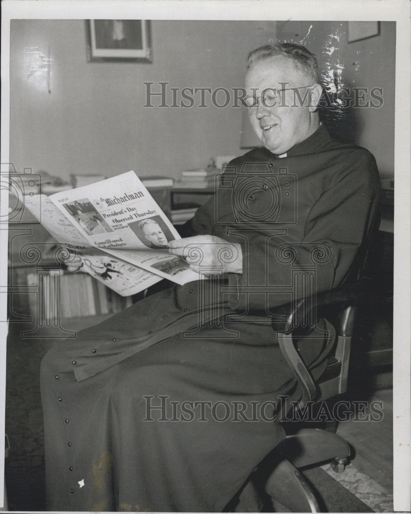 1951 Press Photo Rev. Father Daniel P. Lyons, President of St. Michael&#39;s - Historic Images