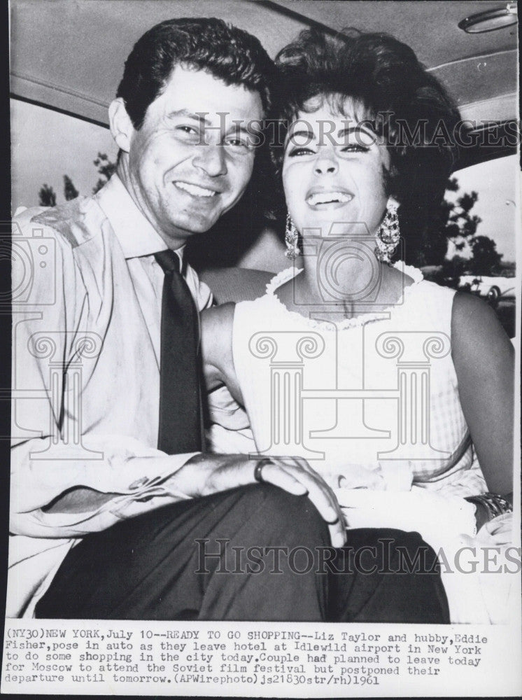 1961 Press Photo Liz Taylor, husband Eddie Fisher - Historic Images