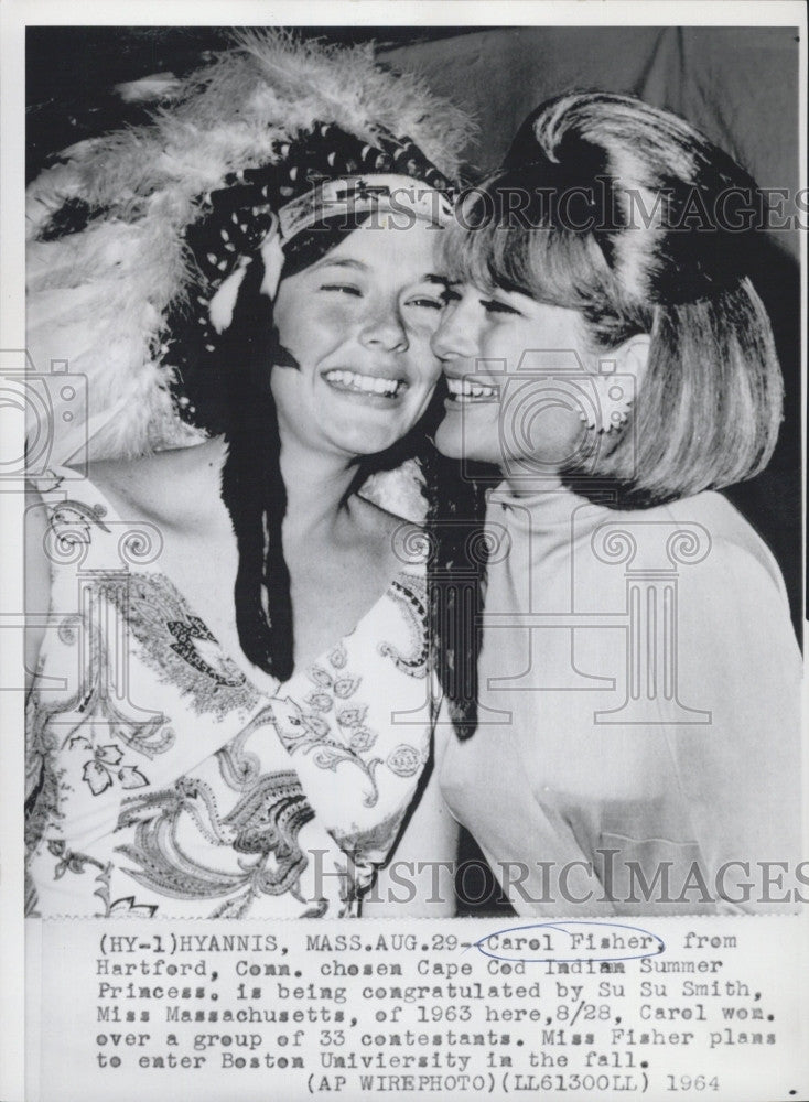 1964 Press Photo &quot;Cape Cod Indian Summer Princess&quot; Carol Fisher &amp; Su Su Smith - Historic Images