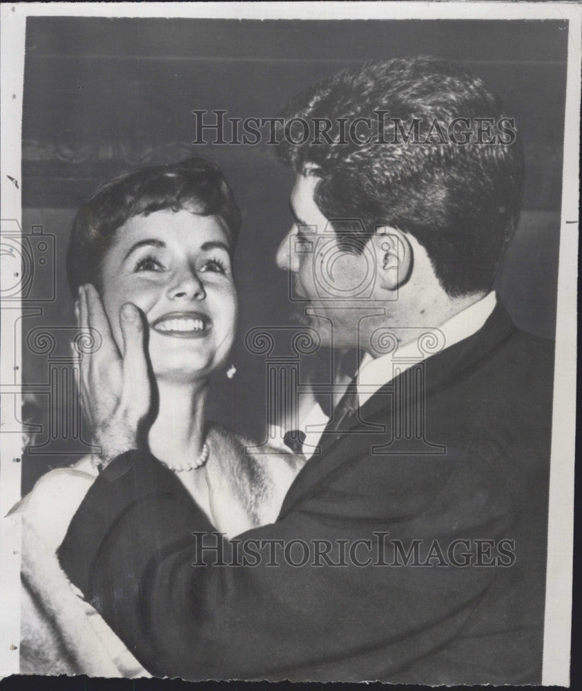 1954 Press Photo Singer Eddie Fisher &amp; fiancee, actress Debbie Reynolds - Historic Images