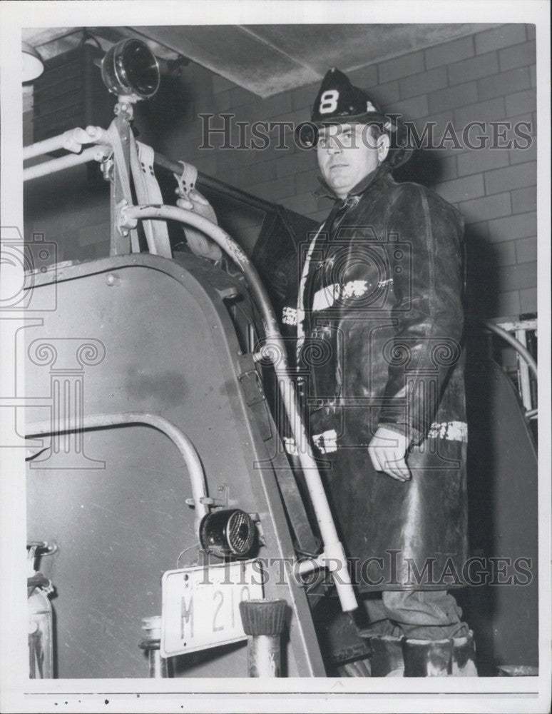 1971 Press Photo Fireman Jeremiah Collins killed - Historic Images