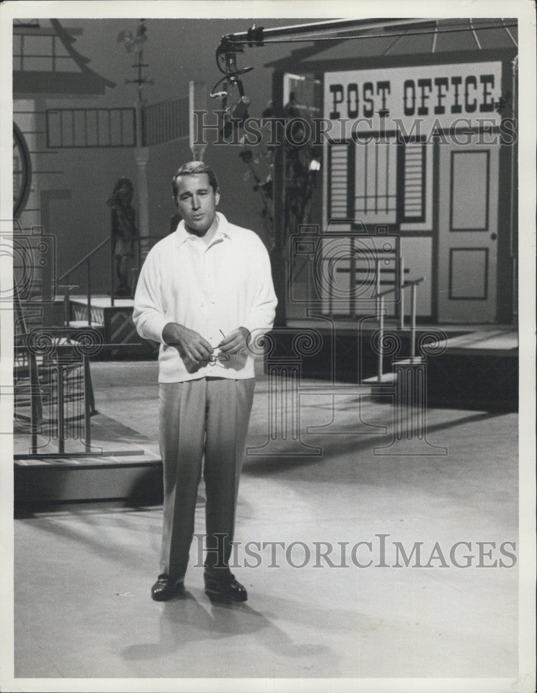 1962 Press Photo Perry Como and his Kraft Music Hall Thanksgiving Show - Historic Images