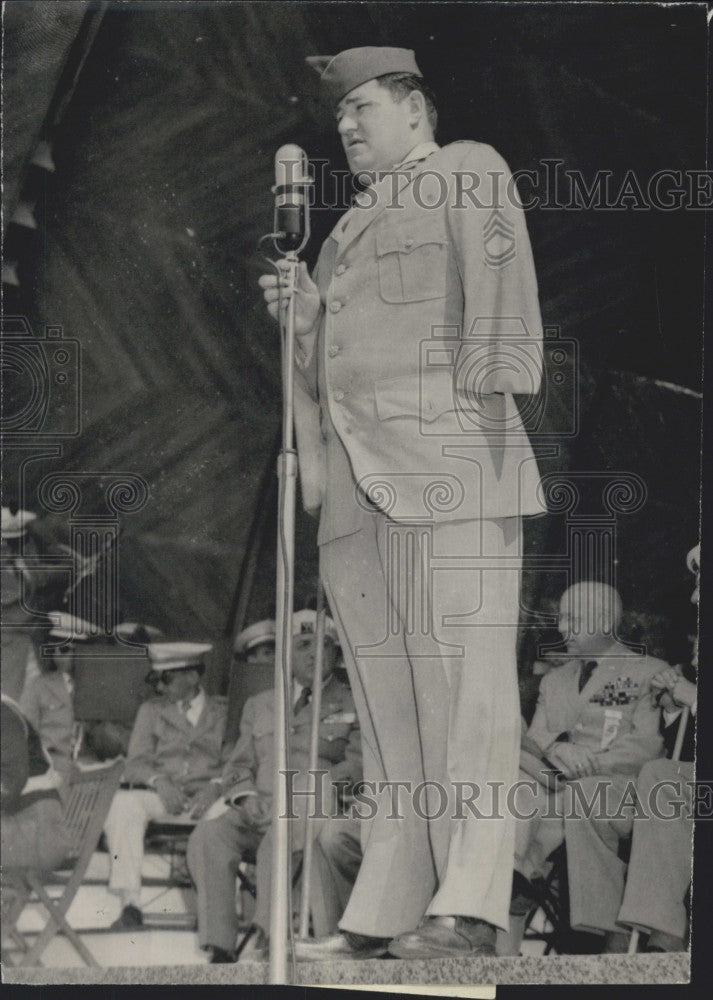 1949 Press Photo Charles MacGillvary, Congressional Medal of Honorwinner - Historic Images