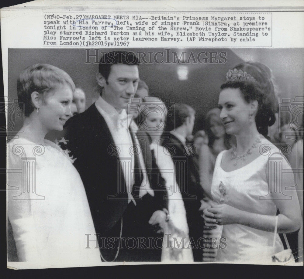 1967 Press Photo Princess Margaret Meets Mia Farrow and Laurence Harvey - Historic Images