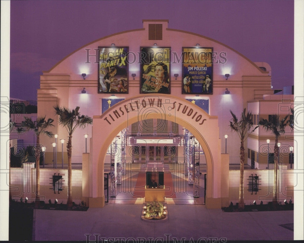 1999 Press Photo Tinseltown Studios Building in Anaheim, California - Historic Images