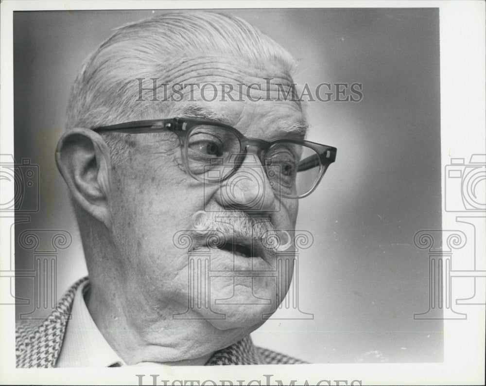 1982 Press Photo James MacDonald,voice of Mickey Mouse. - Historic Images