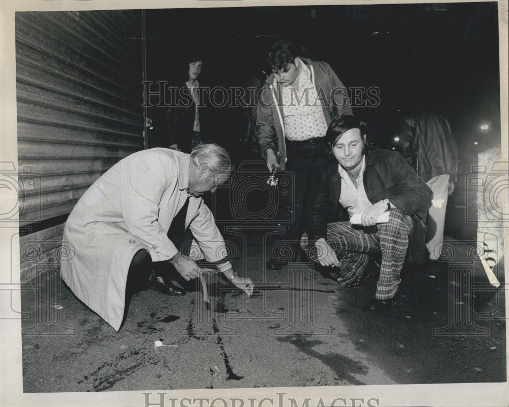 1974 Press Photo Store Manager James Miceli - Historic Images