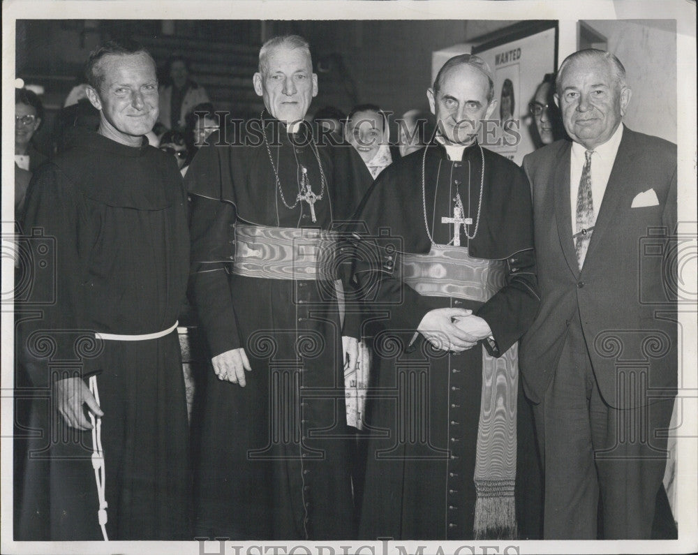 1960 Press Photo Hillary Sullivan, Cardinal Cushing, Montaine at St. Anthony&#39;s - Historic Images