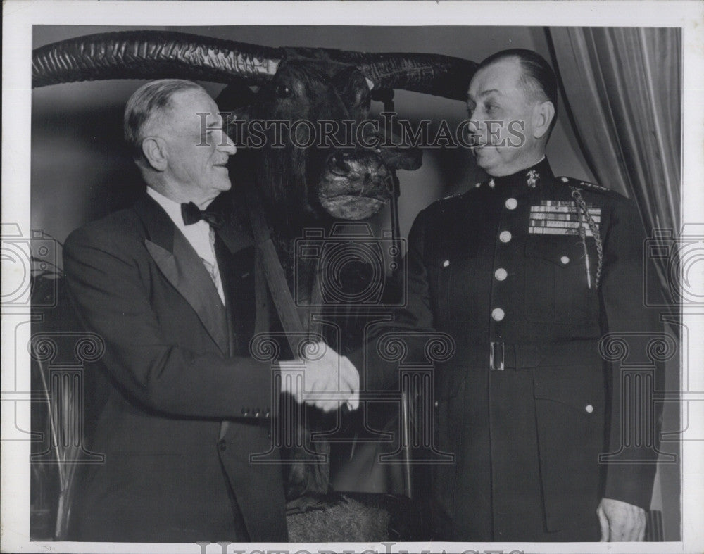 1950 Press Photo General Carl Spaatz Retired Air Force &amp; Gen Clifton Cates USMC - Historic Images