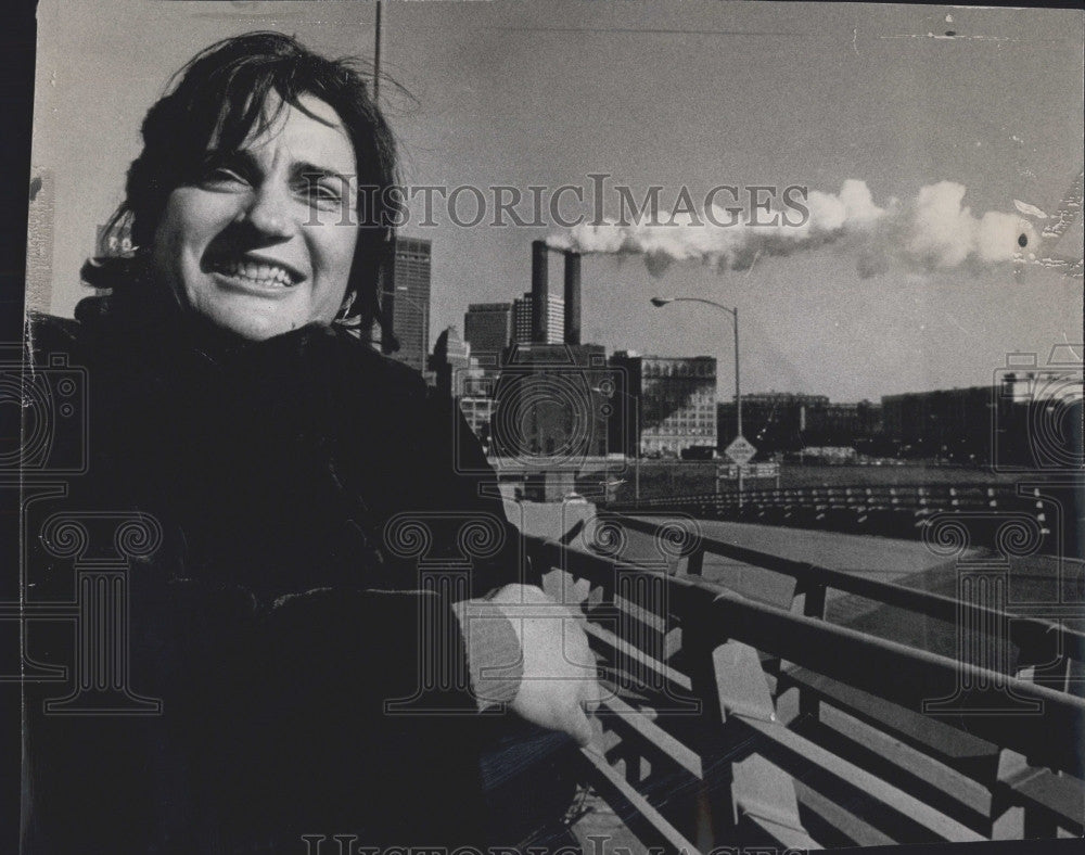 1972 Press Photo Angela Kalove and a smokestack - Historic Images