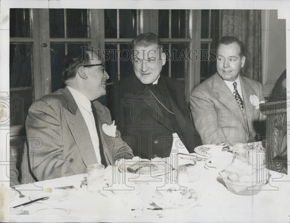 1948 Press Photo Archbishop Cushing, Ben  Shapiro &amp; John Griffin - Historic Images